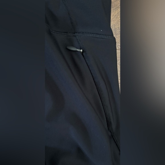 Under Armour crop compression women Sz small - Picture 7 of 9